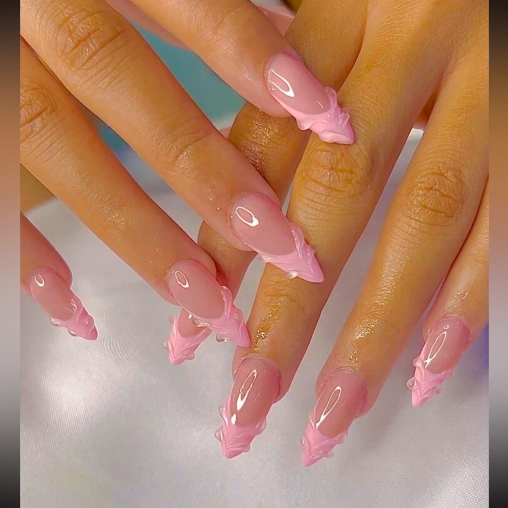 BREAK THE MOLD Petal Pink Almond French Tip 24 Piece Press On Nails 💅🌟